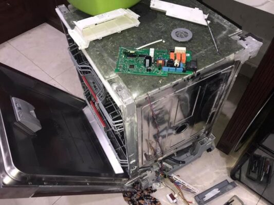 chuyên nhận sữa chữa máy rửa bát e19 và các hãng trên thi trường
